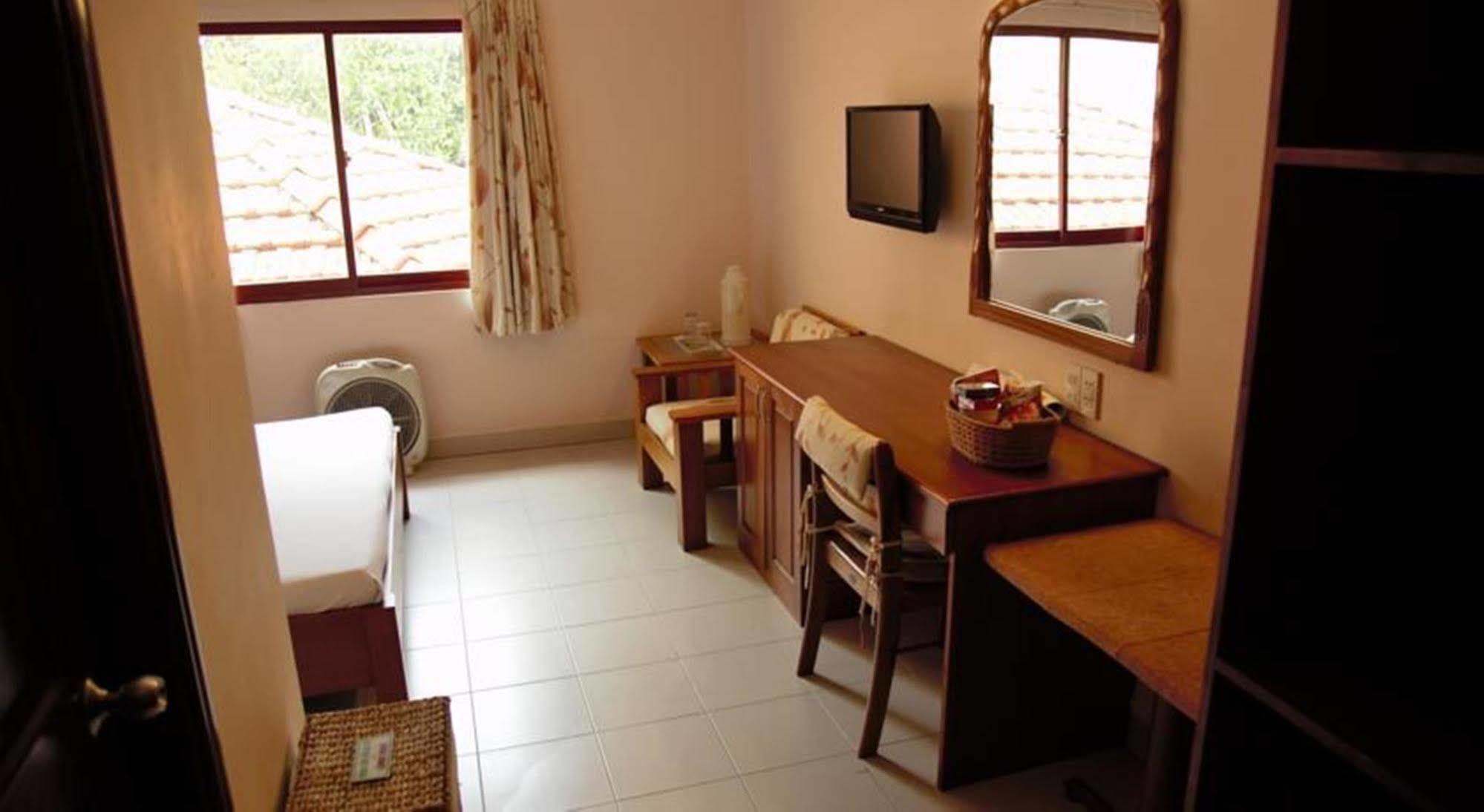 Vien Ngoc Xanh Hotel 1 Ho Şi Min Exterior foto