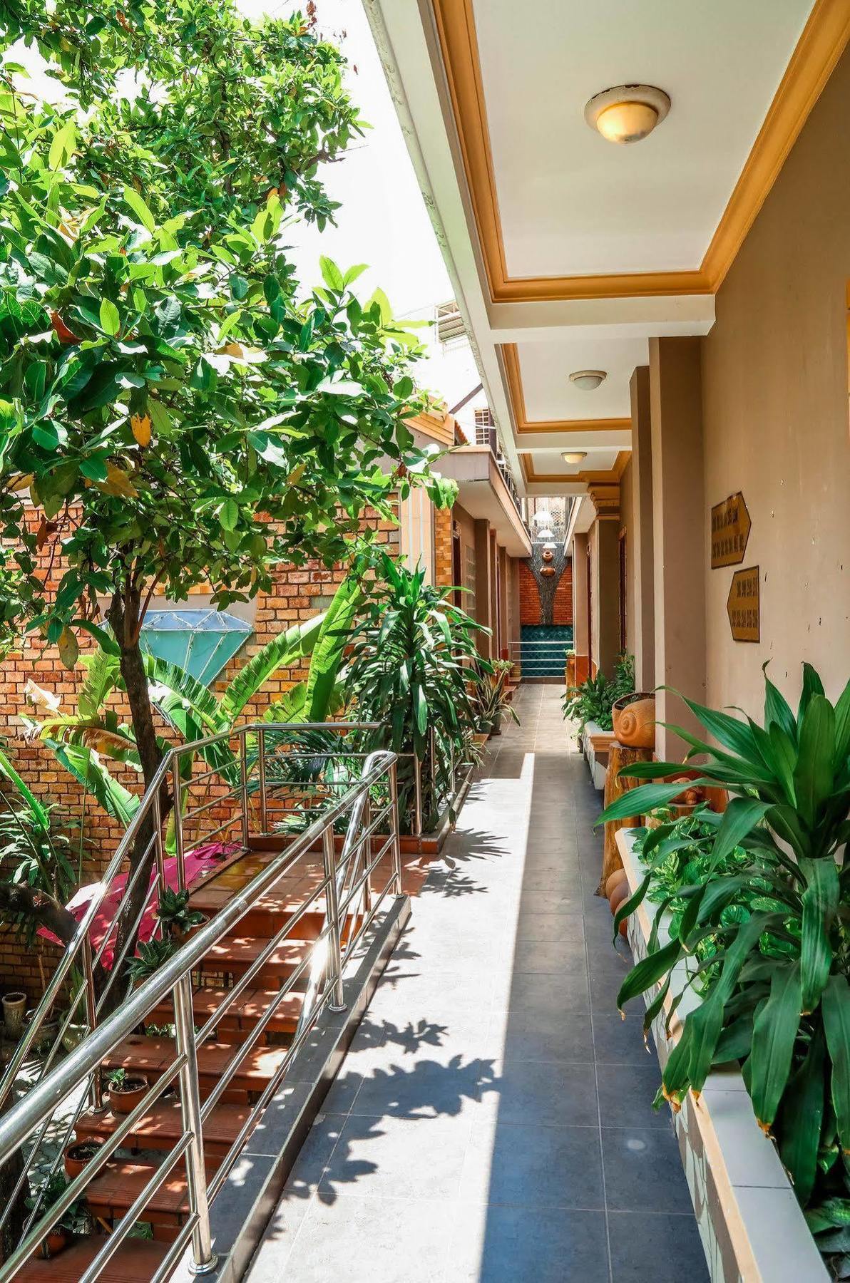 Vien Ngoc Xanh Hotel 1 Ho Şi Min Exterior foto